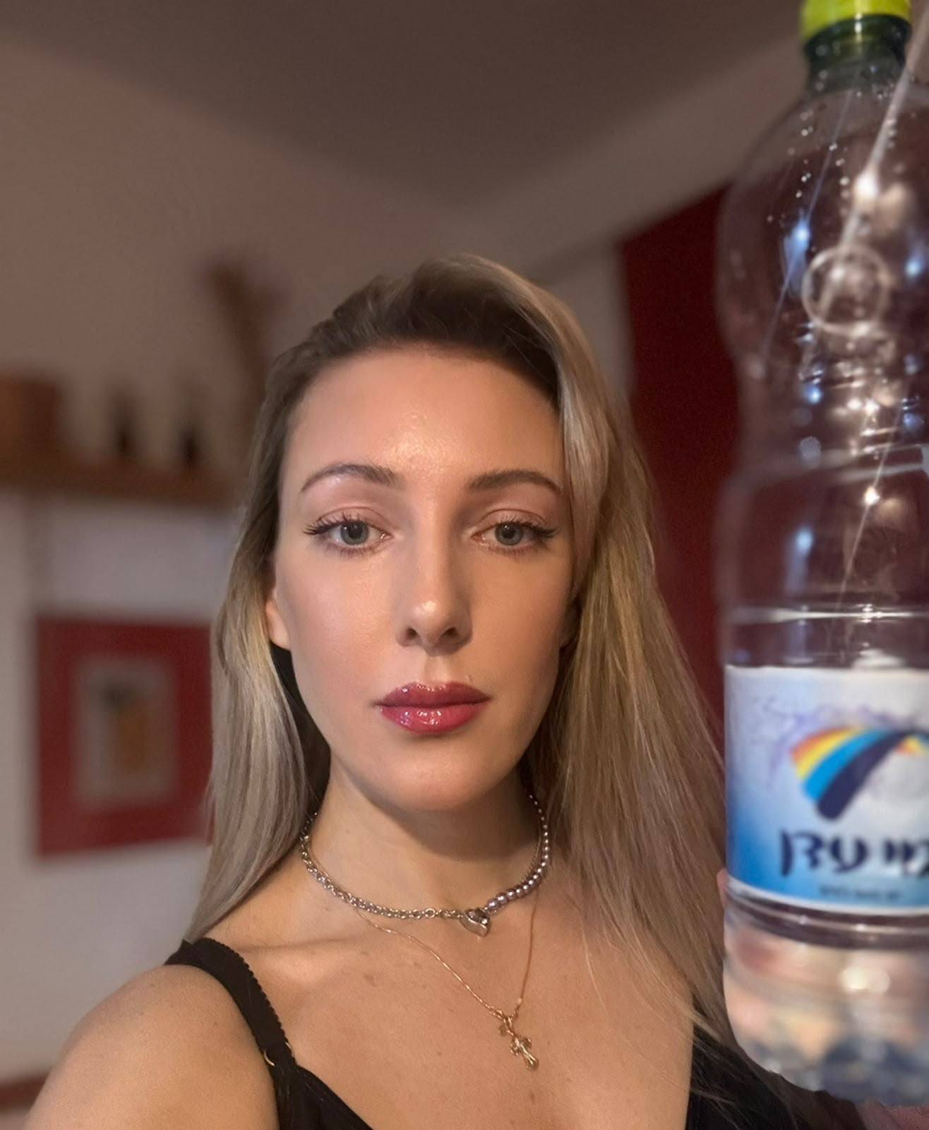 בתל אביב – בחורה אנרגטית - תמונה 3