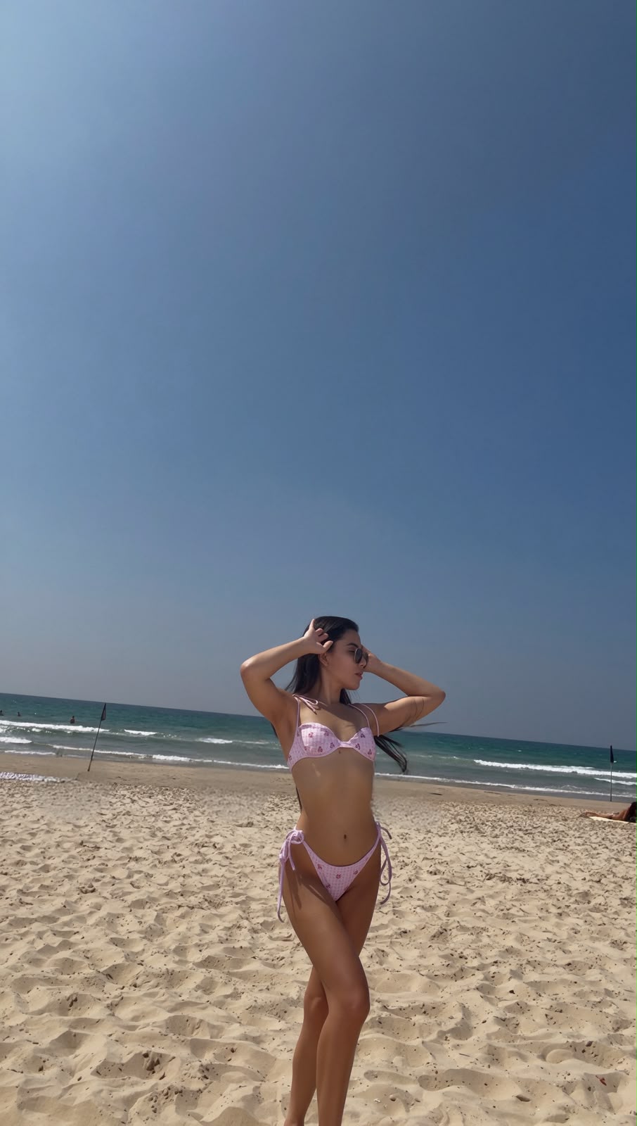 סלנה- בנתניה ברזילאית תיירת בת 22 כוסית על - תמונה 1